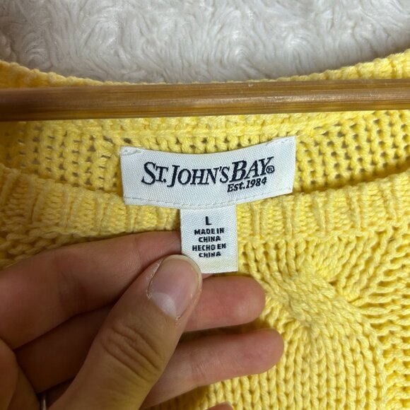St. John’s Bay Women's Bright‎ Yellow Cable Knit Round Neck Sweater Size Large - Picture 2 of 6